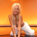 Karol G premieres her new collaboration, 'Labios mordidos', at the 2023 Billboard Music Awards