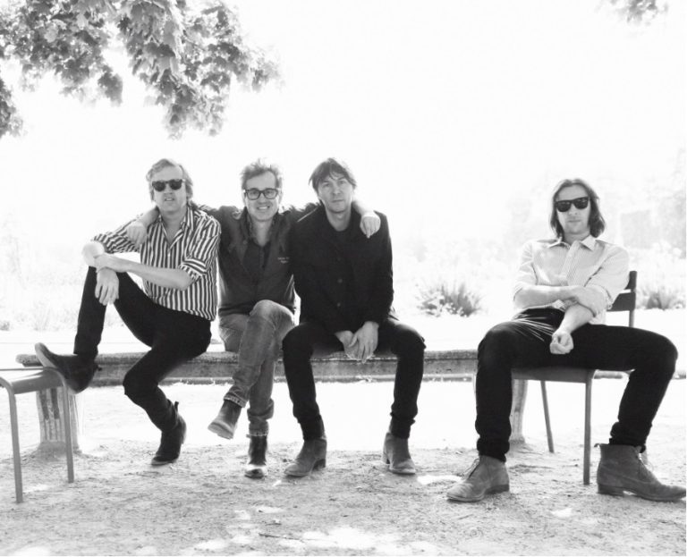 Phoenix debuts collaboration with León Larregui