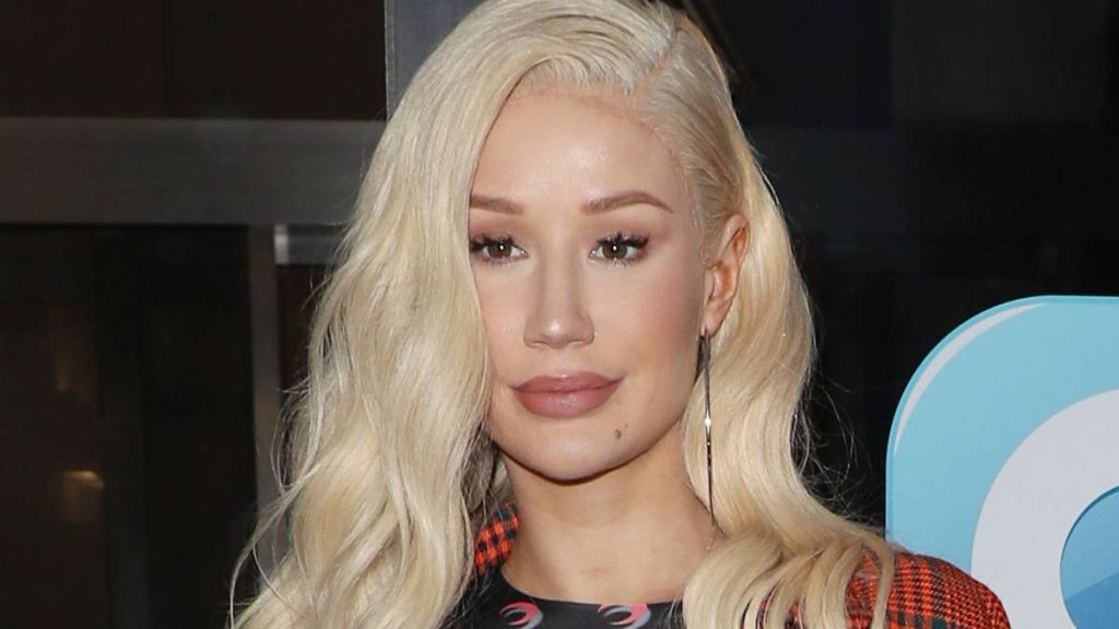 Iggy Azalea extends her break from music: "I have had more passion for design for a long time"