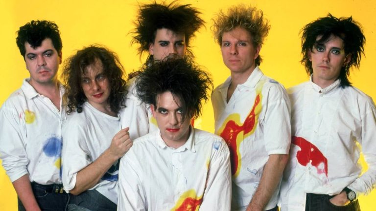 The Cure celebrate the 30th anniversary of their album 'Paris' with the publication of an expanded reissue