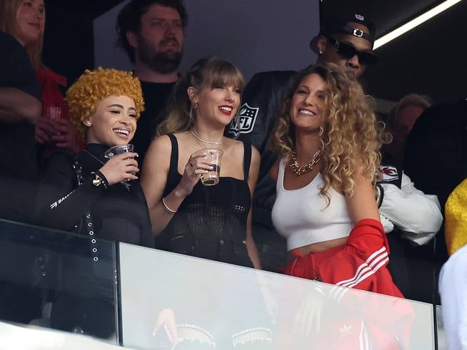 Taylor Swift and Black Lively, at the 2024 Super Bowl