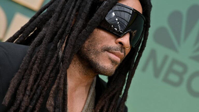 Lenny Kravitz will have a star on the Hollywood Walk of Fame