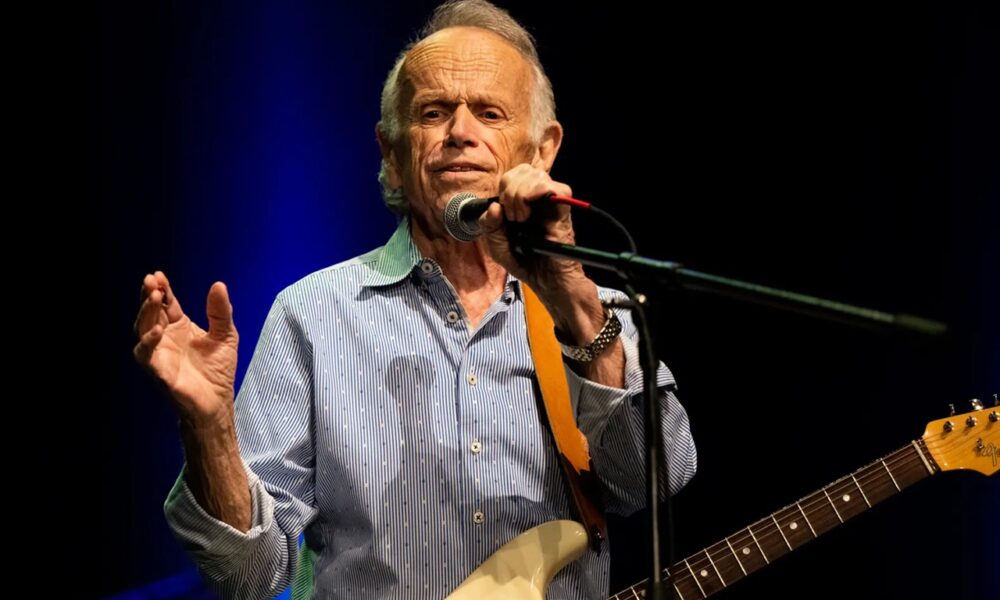 Beach Boys' Al Jardine Releases New Song