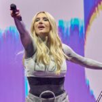 Kesha Joins Charli XCX and Troye Sivan on Stage to Perform 'Tik Tok'