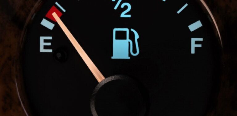 How Many Kilometers Can You Drive on Your Car’s Fuel Reserve?