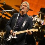 Eric Clapton Robbie Robertson hommage