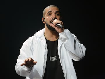 Neither Rihanna nor Nicki Minaj, Drake reveals who is the woman who inspired 'Too Good' in 2016