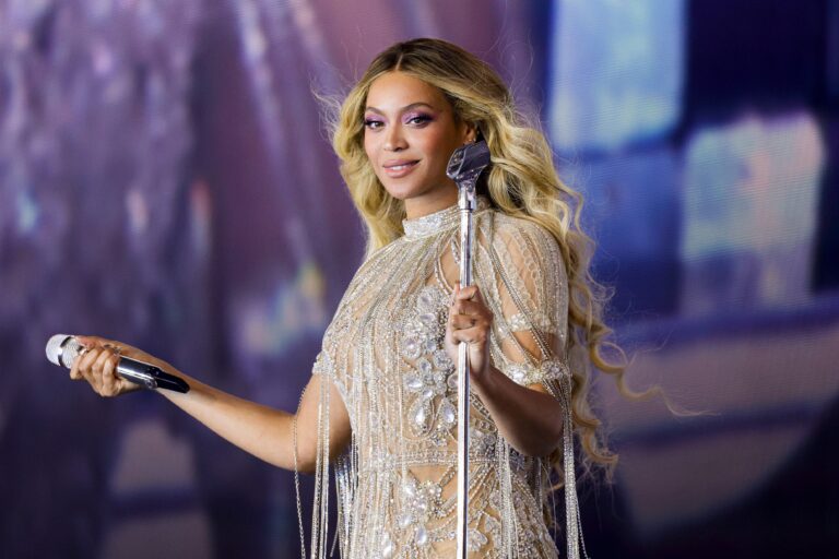 Beyoncé: a concert broadcast live on Netflix for Christmas