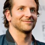 Bradley Cooper, singer: the protagonist of 'A Star is Born' turns 50