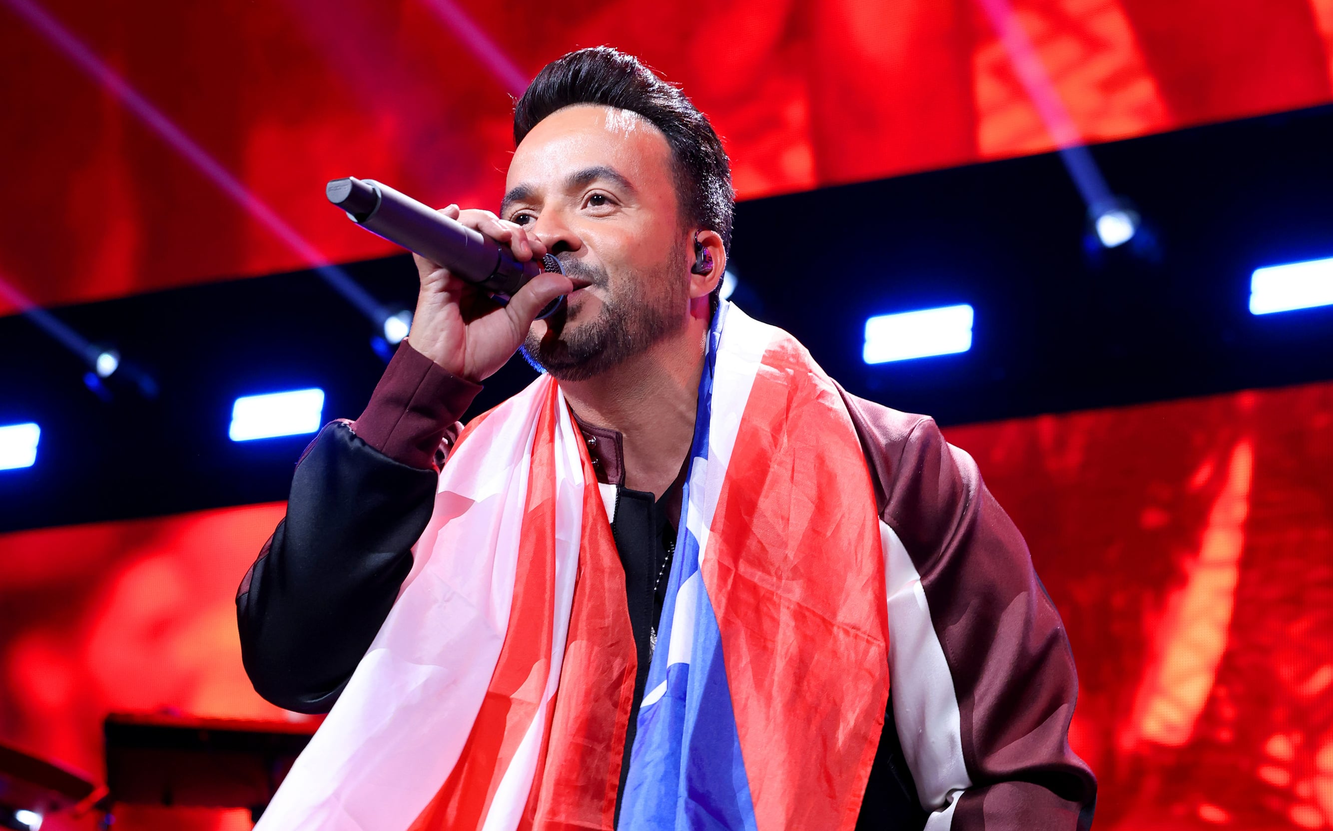 Damiano David at Måneskin's performance at the Rock en Seine Festival