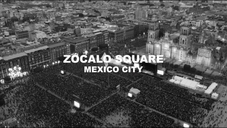 Interpol shares film of their concert in the Zócalo of CDMX