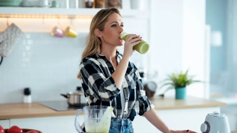 This Doctor’s No 1 Detox Tip