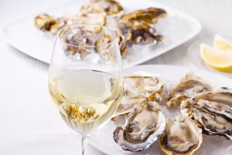 Best Wine to Pair With Oysters