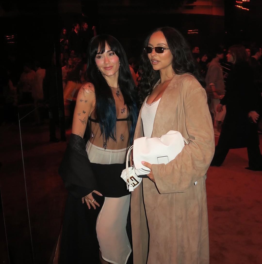 Aitana with the British singer Jade Thirlwall at the Milan Fashion Week 2025